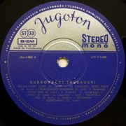 [Slika: 115109853_1970_va.jpg]