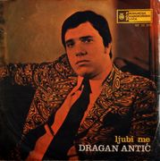 [Slika: 115902637_1971_a.jpg]