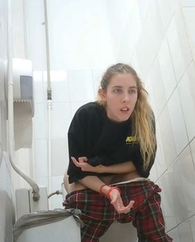 [Image: 117275778_Elit_spy_1241.mp4_snapshot_00.28.705.jpg]