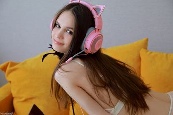 [Image: 117277371_0013.jpg]