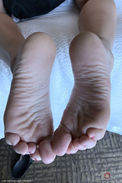 [Image: 128994547_0194.jpg]